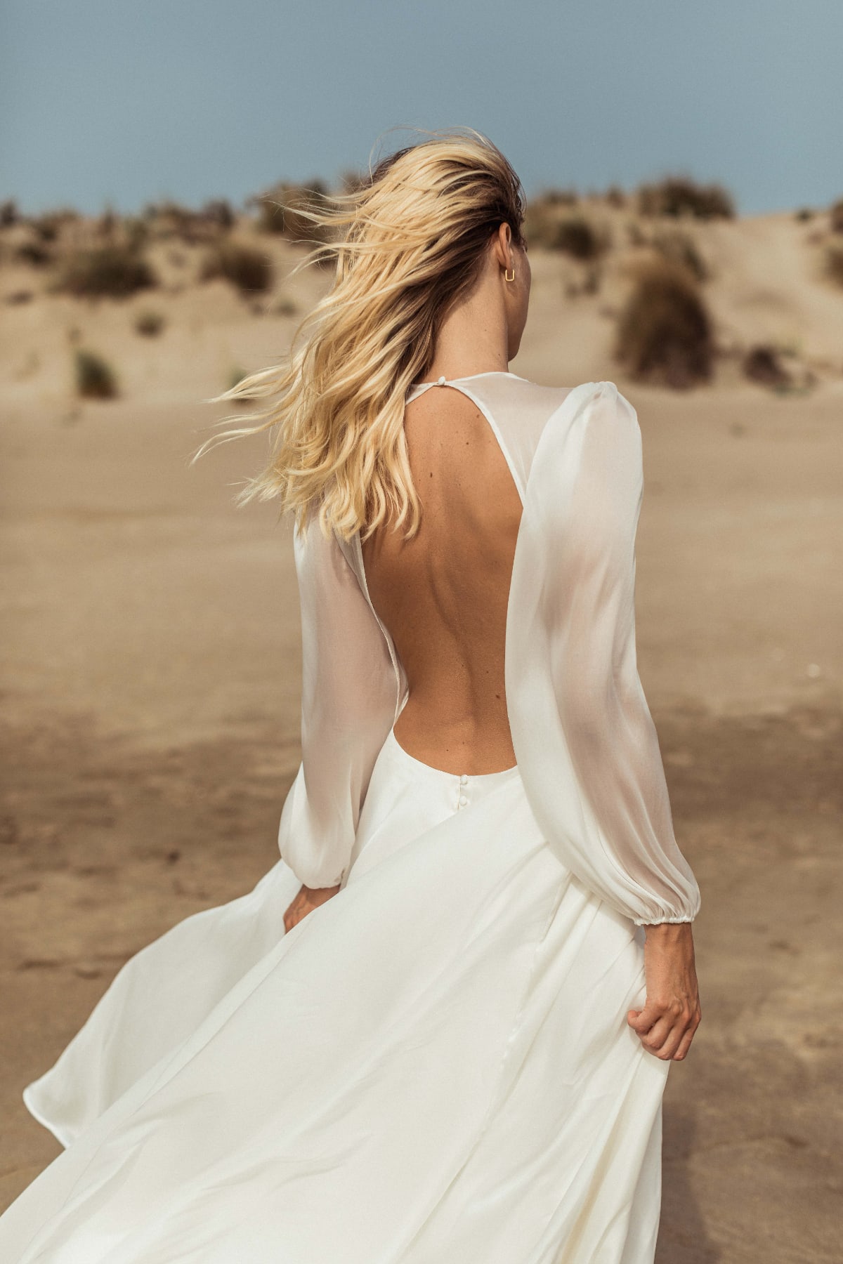 robe de mariée Caroline Takvorian disponible chez Melody Nelson à Erpent, Namur, Belgique