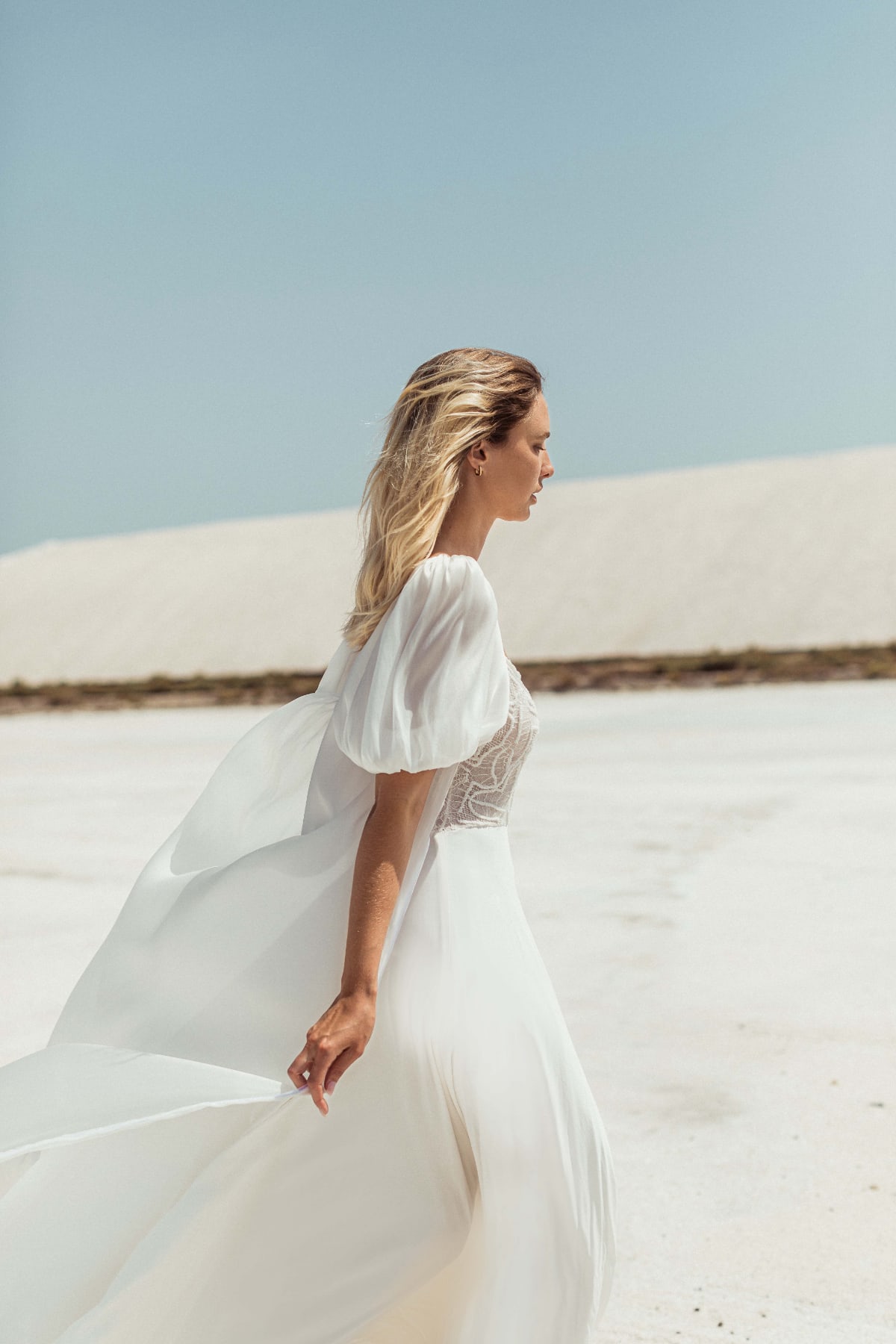 Les robes de mariée Caroline Takvorian sont chez Melody Nelson à Namur