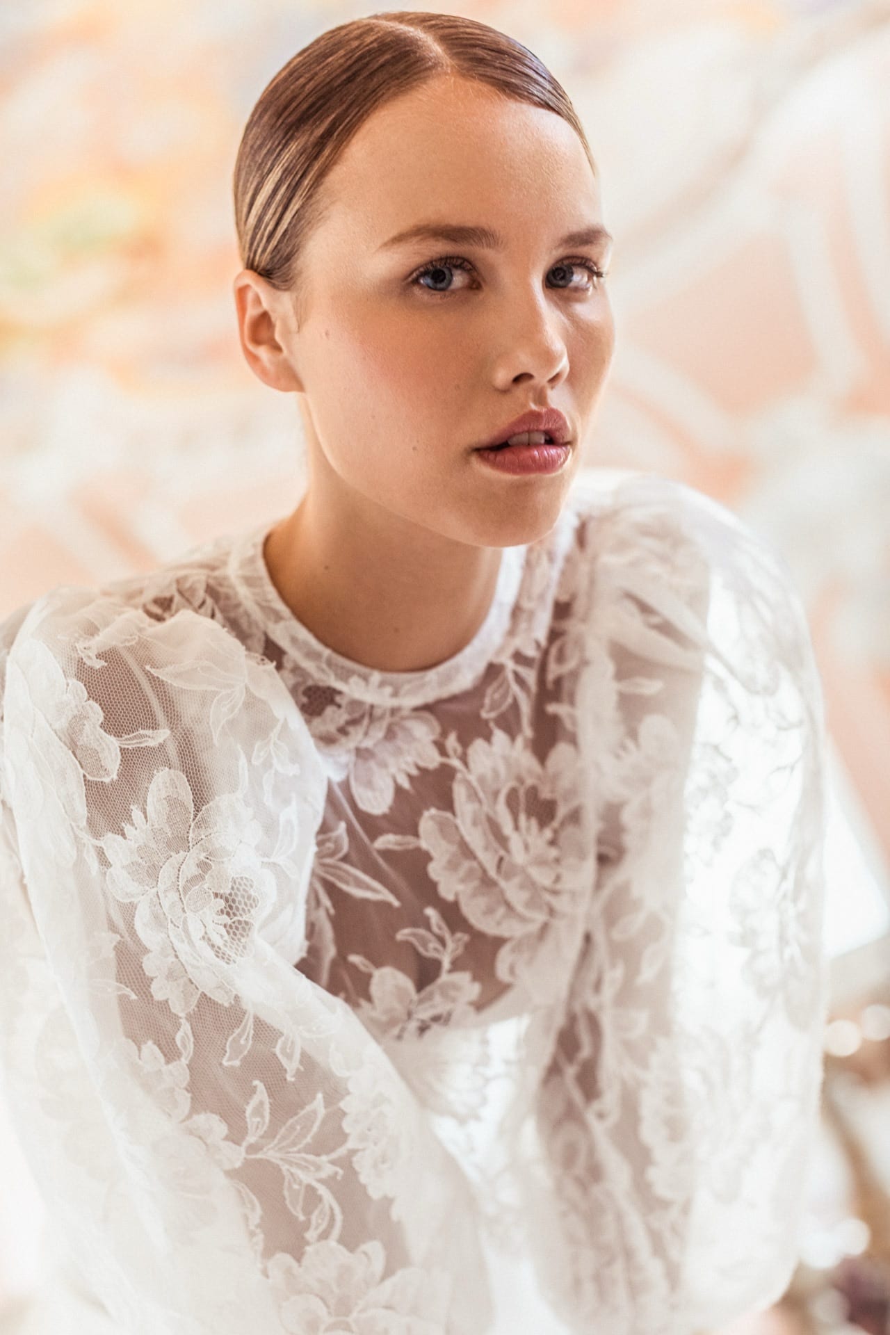 Les robes de mariée Caroline Takvorian sont chez Melody Nelson à Namur