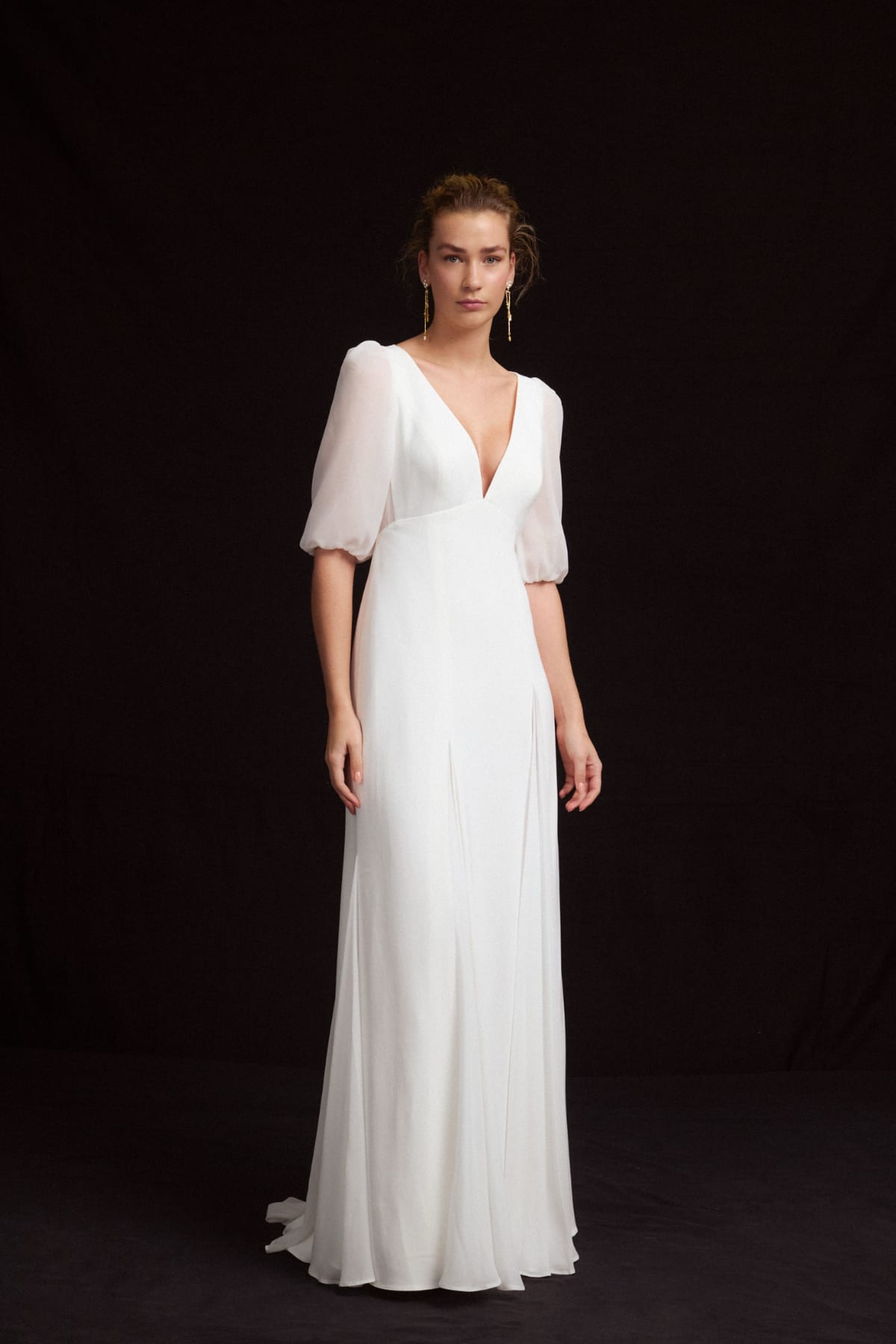 robe de mariée Carta Branca disponible chez Melody Nelson à Erpent, Namur, Belgique