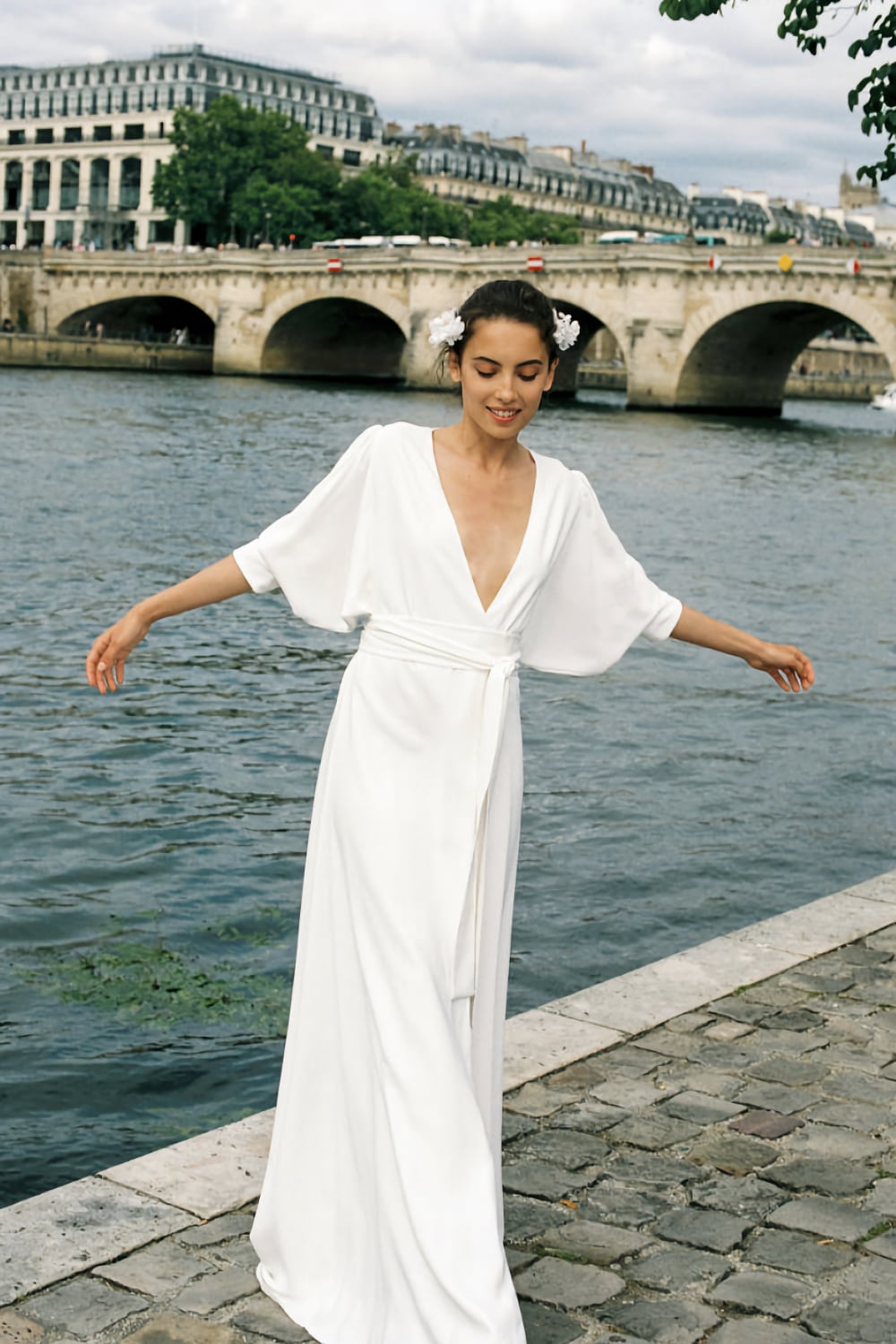 Donatelle Godart wedding dress @ Melody Nelson