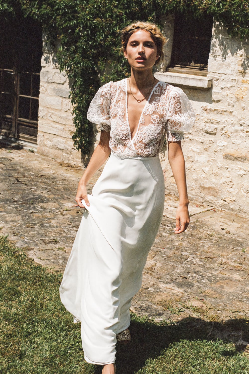 Donatelle Godart wedding dress @ Melody Nelson