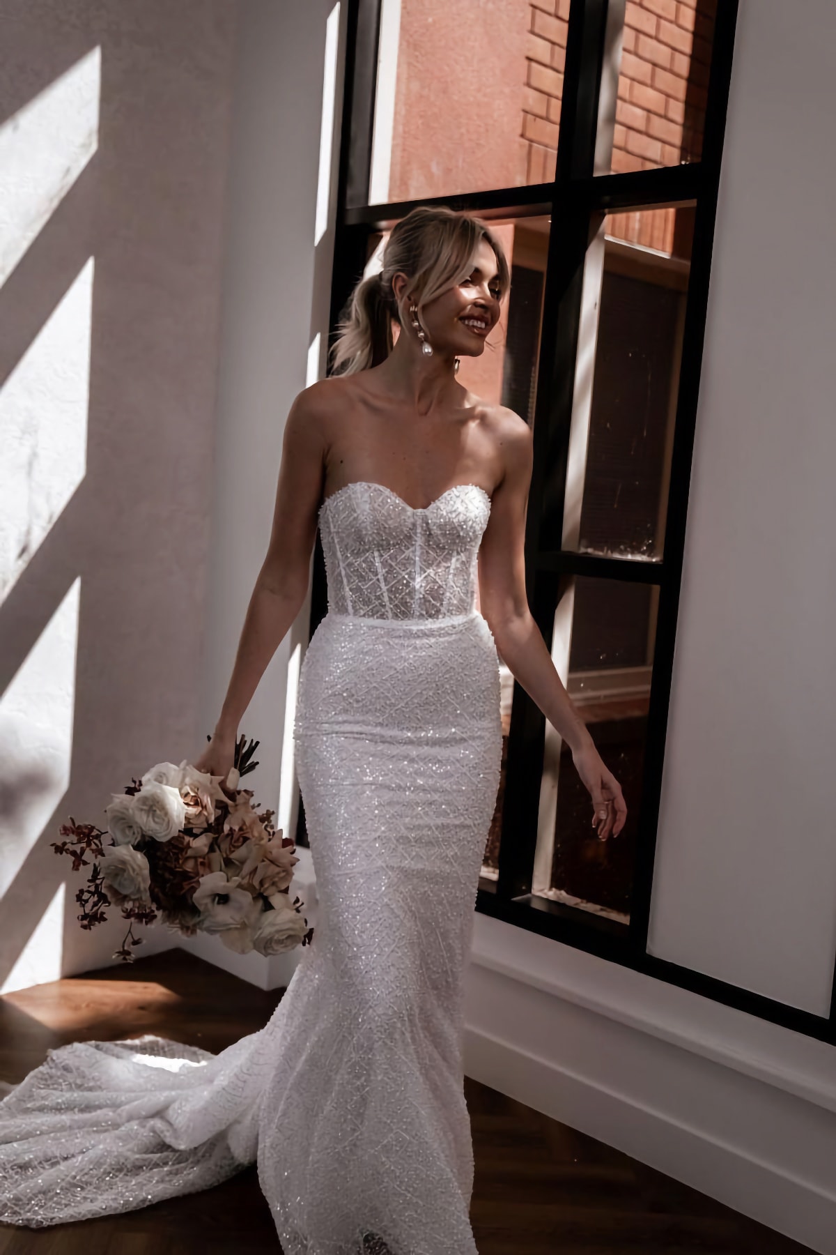 robe de mariée Made with Love disponible chez Melody Nelson à Erpent, Namur, Belgique