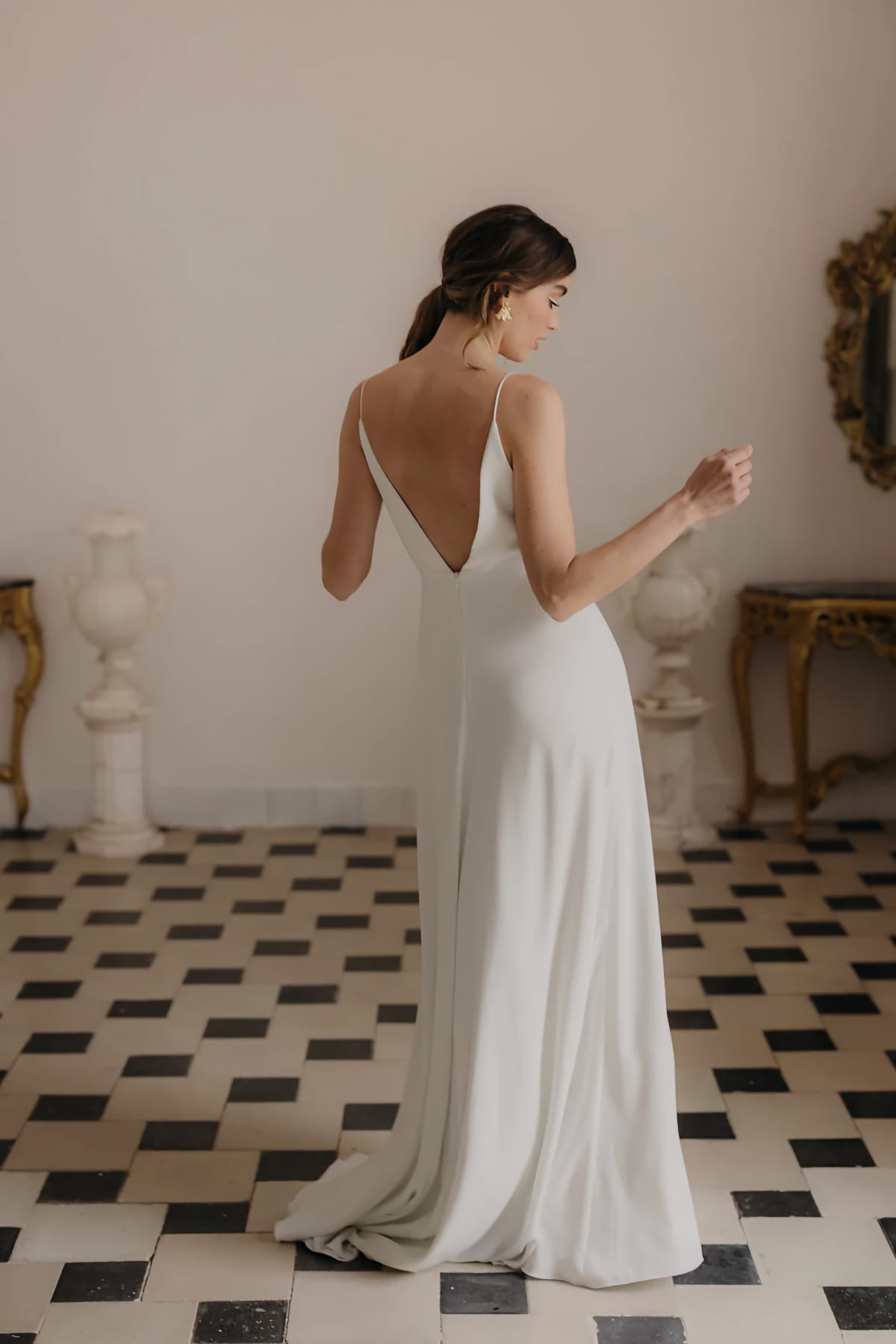 robe de mariée Otaduy disponible chez Melody Nelson à Erpent, Namur, Belgique