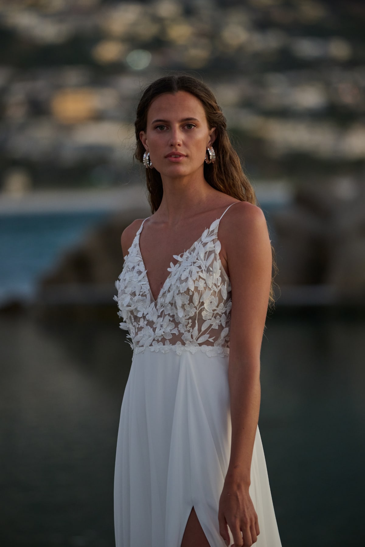 robe de mariée Rembo Styling disponible chez Melody Nelson à Erpent, Namur, Belgique