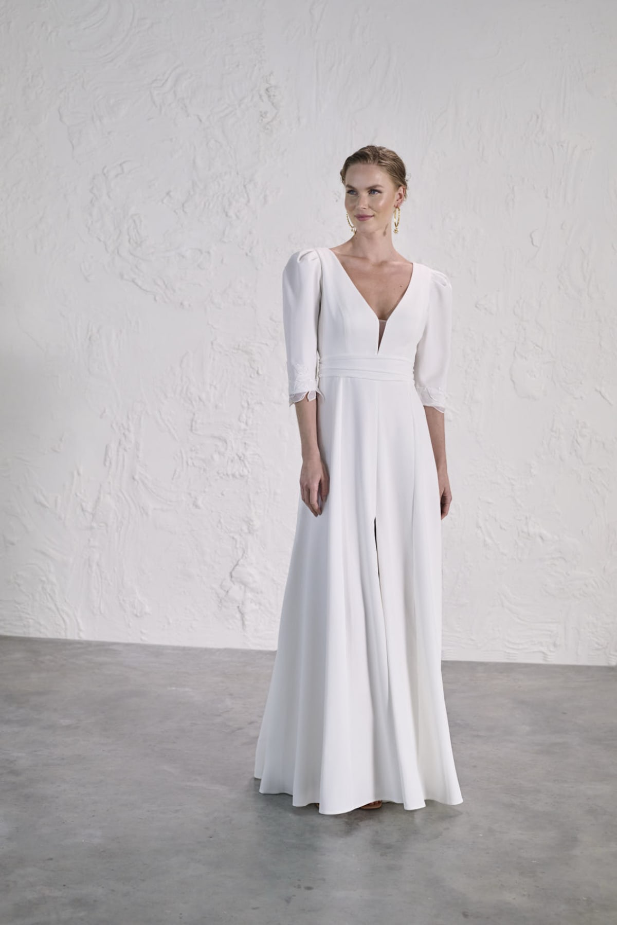 robe de mariée Rembo Styling disponible chez Melody Nelson à Erpent, Namur, Belgique