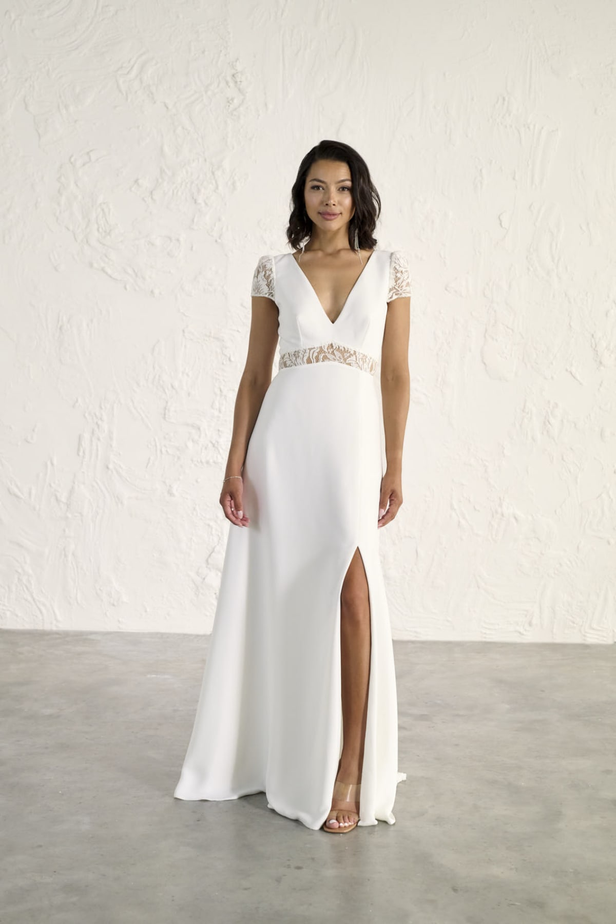 robe de mariée Rembo Styling disponible chez Melody Nelson à Erpent, Namur, Belgique