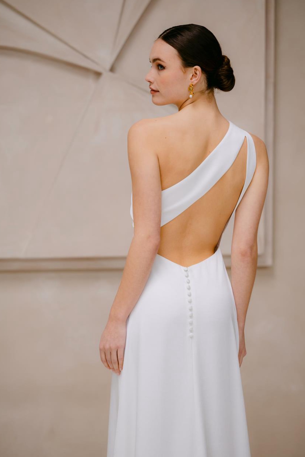 robe de mariée Rembo Styling disponible chez Melody Nelson à Erpent, Namur, Belgique
